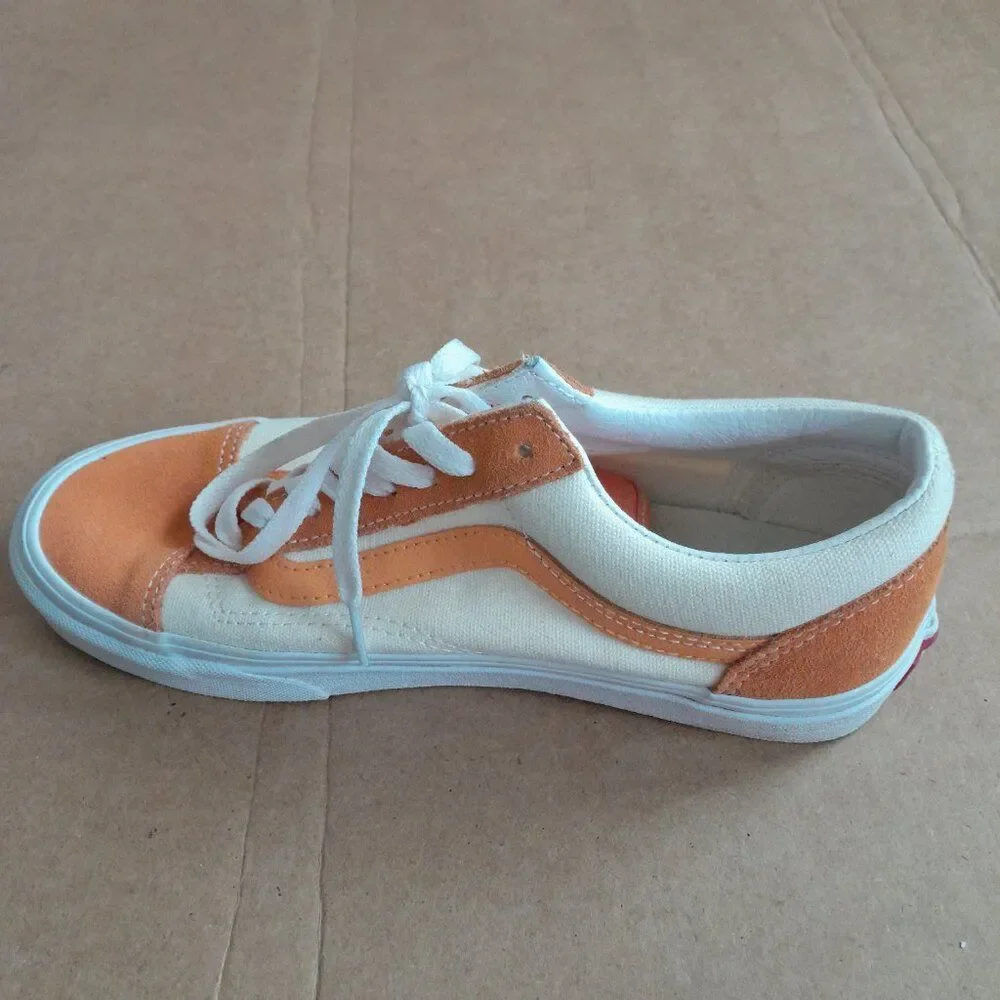 Vans Off the Wall Unisex Sneakers Women's Size US 8, Men US 6.5 Skateboard Shoes